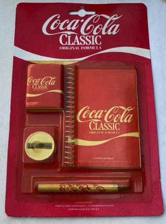 5720-1 € 5,00 coca cola notitieblokje, potlood, gum, puntenslijper.jpeg